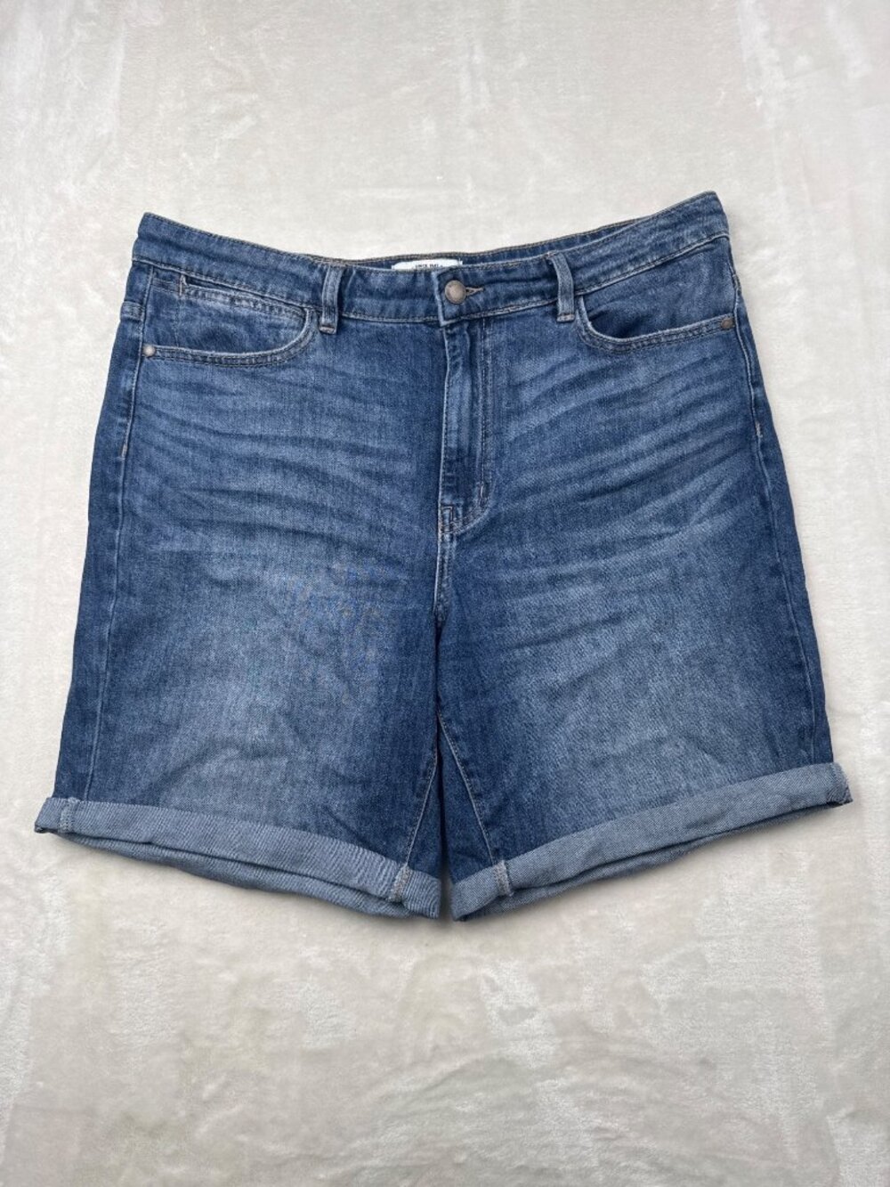 Wrangler Womens Blue Denim Shorts Size 12 Stretchy Rolled Cuff Casual